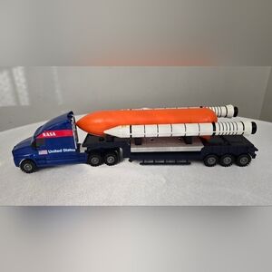 NASA Transporter Truck Diecast Shuttle Truck Trailer Rockets 18" Length